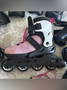Girls' Pink Inline Skates with Black Frame
